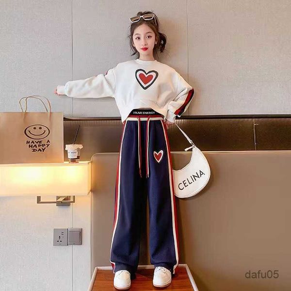 clothing sets girls clothing set spring autumn girls love sweater and wide leg pants 2pcs suits fashion student loungewear for r230816, White
clothing sets girls clothing set spring autumn girls love sweater and wide leg pants 2pcs suits fashion student loungewear for r230816, White