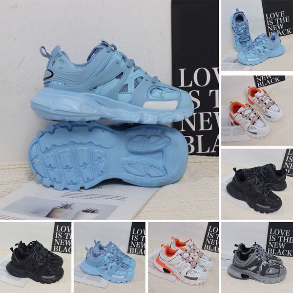 triple s designer shoes mens womens plate-forme oversized athletic shoe luxury trainers fashion sneakers trainers outdoor
triple s designer shoes mens womens plate-forme oversized athletic shoe luxury trainers fashion sneakers trainers outdoor