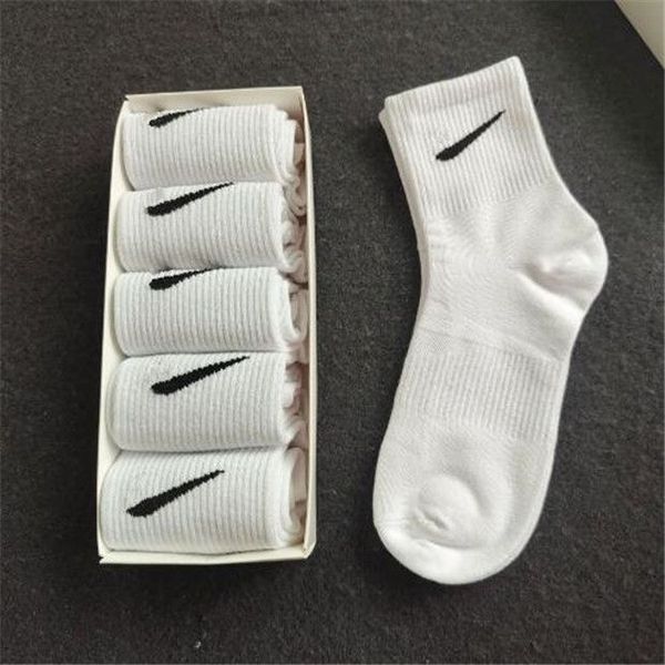 men sock cotton sports socks with street sports basketball for men and womens basketbalsl football socks technology style striped wool gift, Black
men sock cotton sports socks with street sports basketball for men and womens basketbalsl football socks technology style striped wool gift, Black