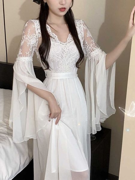 white lace vintage elegant dres chiffon retro evening party midi dress female soft korean princess fairy summer new 230808, White;black
white lace vintage elegant dres chiffon retro evening party midi dress female soft korean princess fairy summer new 230808, White;black