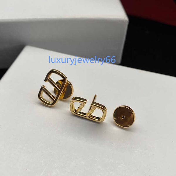womens gold earring studs luxury designer ladies fashion ear stud jewelry woman classic mens pendants letters hoops earing stud 2303241bf, Golden;silver
womens gold earring studs luxury designer ladies fashion ear stud jewelry woman classic mens pendants letters hoops earing stud 2303241bf, Golden;silver