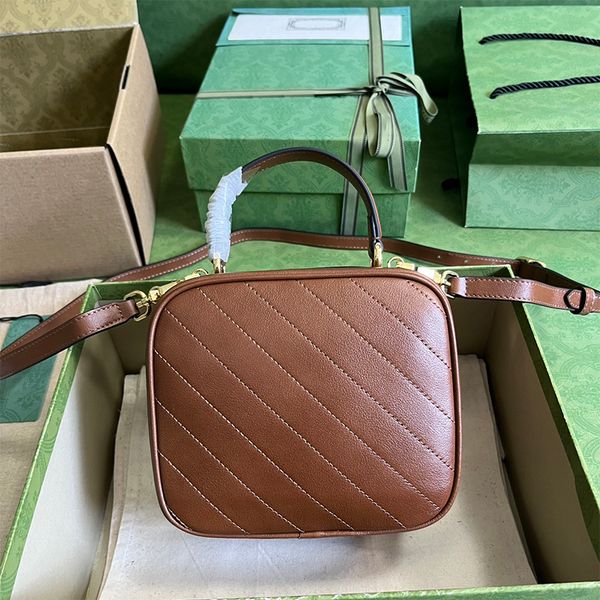 10a blondie handle bags designer cosmetic bags 17cm high imitation shoulder bags with box zg054
10a blondie handle bags designer cosmetic bags 17cm high imitation shoulder bags with box zg054