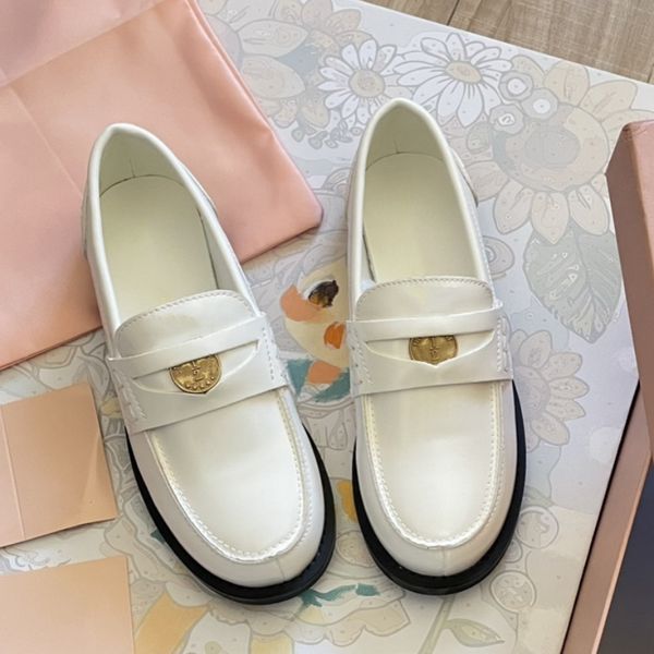 5a brand designer shoes women's fashion formal shoes luxury leather shoes genuine leather mm gold coins loafers casual shoes size 35-40, Black
5a brand designer shoes women's fashion formal shoes luxury leather shoes genuine leather mm gold coins loafers casual shoes size 35-40, Black