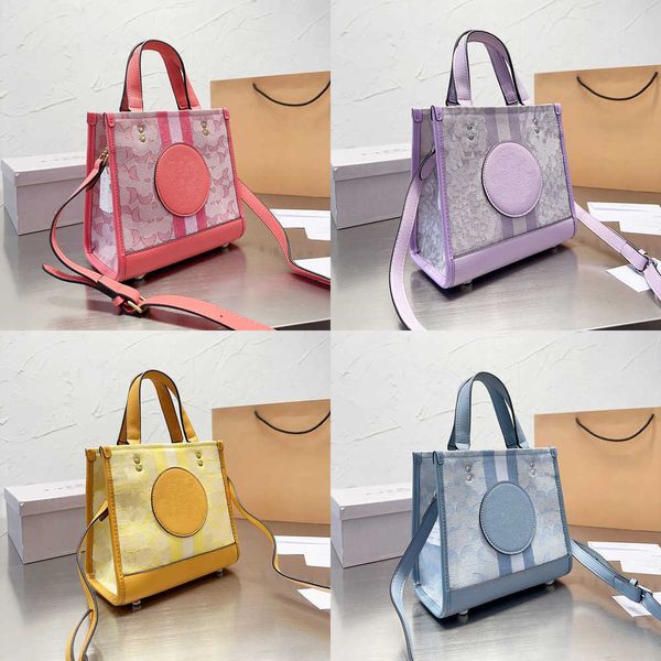 the tote bag leather shopping bags designer bag handbag women fashion letters print large beach totes brown black purses 221019
the tote bag leather shopping bags designer bag handbag women fashion letters print large beach totes brown black purses 221019