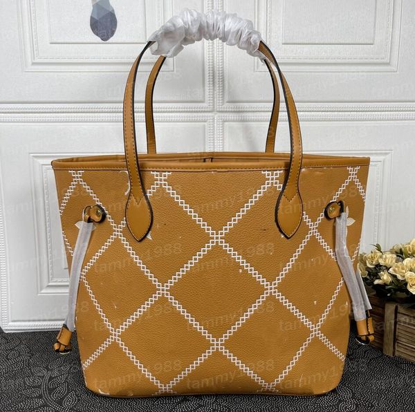 designer bag size32cm shoulder bags 10a quality women 2pcs set composite bag genuine leather lady luxurys designers tote crossbody handbags
designer bag size32cm shoulder bags 10a quality women 2pcs set composite bag genuine leather lady luxurys designers tote crossbody handbags