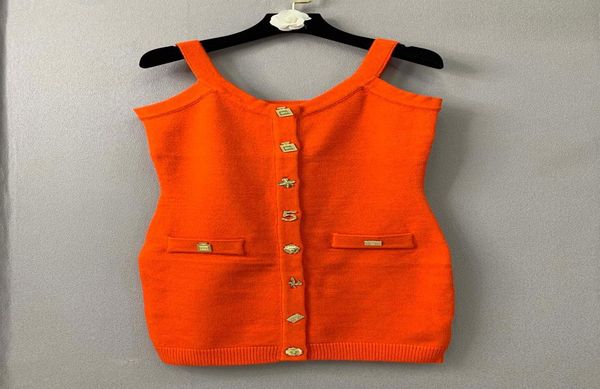 luxury 2022 elegant lady single breasted dress women sleeveless knit solid knitted high waist dresses knitwear2969439, Black;gray
luxury 2022 elegant lady single breasted dress women sleeveless knit solid knitted high waist dresses knitwear2969439, Black;gray