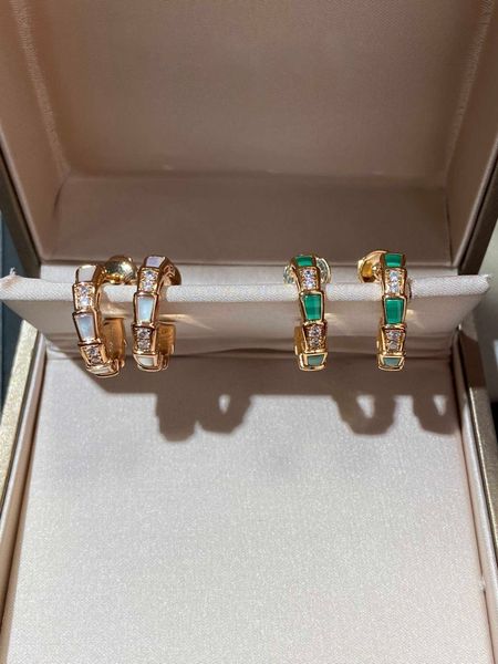 gold diamond stud earring titanium steel love earrings exquisite simple fashion jewlery designer for women, Golden;silver
gold diamond stud earring titanium steel love earrings exquisite simple fashion jewlery designer for women, Golden;silver