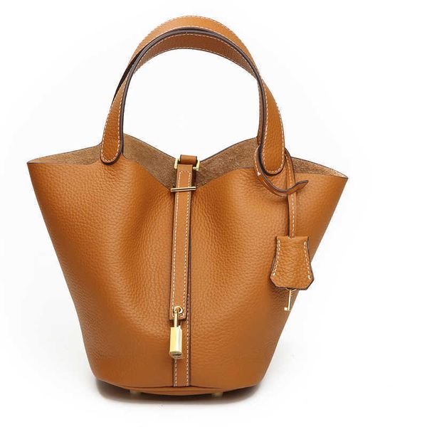 authentic handbag desinger totes picotin bags bag womens new 2023 head layer cowhide bucket fashion small leather h home vegetable basket b
authentic handbag desinger totes picotin bags bag womens new 2023 head layer cowhide bucket fashion small leather h home vegetable basket b