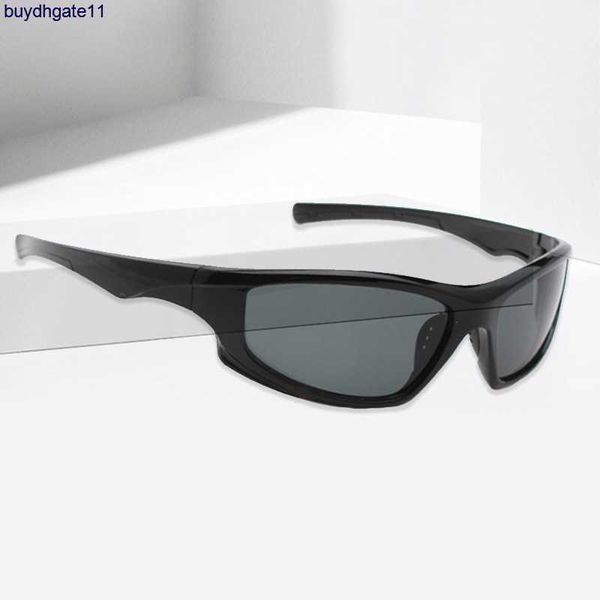 fashion designer luxury sunglasses 2023 trend outdoor sports bicycle riding glasses uv protection goggles male jpup, White;black
fashion designer luxury sunglasses 2023 trend outdoor sports bicycle riding glasses uv protection goggles male jpup, White;black