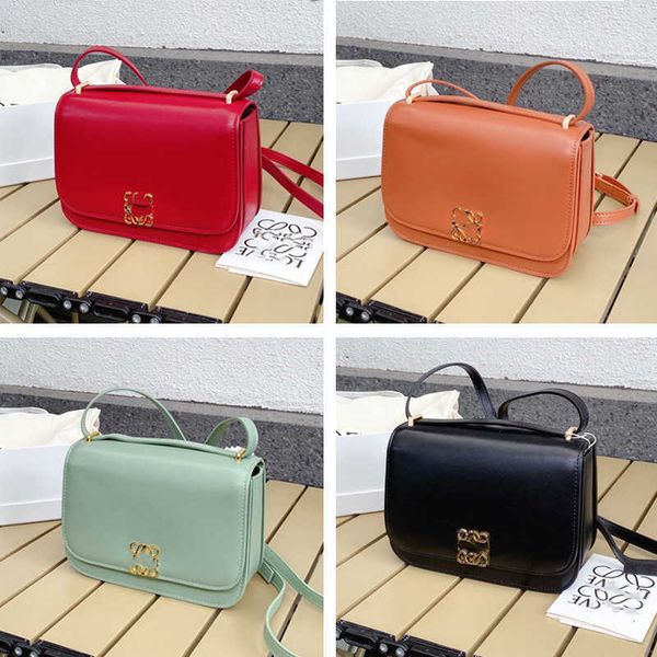 goya designers bag women's high edition bag genuine leather fashion versatile small loeweeness bag high sense small crowd one shoulder
goya designers bag women's high edition bag genuine leather fashion versatile small loeweeness bag high sense small crowd one shoulder