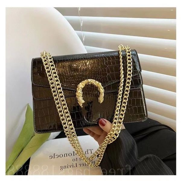tote bag luxury women's bag designer hollow tote bag reverse triangle basket leather woven bag black designer shoulder
tote bag luxury women's bag designer hollow tote bag reverse triangle basket leather woven bag black designer shoulder