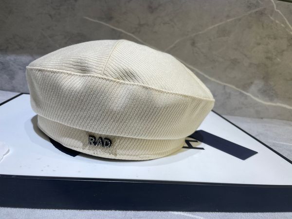 designer beret womens letter luxury tie-dye cashmere hat beret cap lady outdoor travel warm winter windproof vacation bonnet caps, Blue;gray
designer beret womens letter luxury tie-dye cashmere hat beret cap lady outdoor travel warm winter windproof vacation bonnet caps, Blue;gray