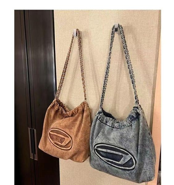 new original quality tote trash shopping bag luxury womens designer purses channel chain dieselhandbags totes genuine denim crossbody bag la
new original quality tote trash shopping bag luxury womens designer purses channel chain dieselhandbags totes genuine denim crossbody bag la