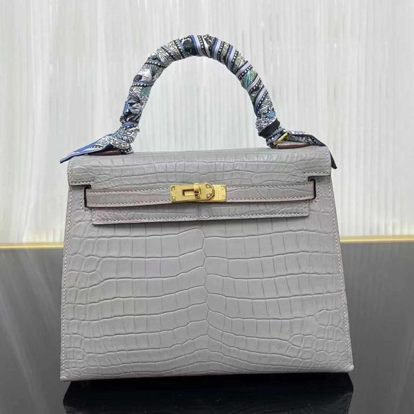 designer kelys bags handsewn wax thread bag crocodile leather handbag for women's light luxury fashion genuine
designer kelys bags handsewn wax thread bag crocodile leather handbag for women's light luxury fashion genuine