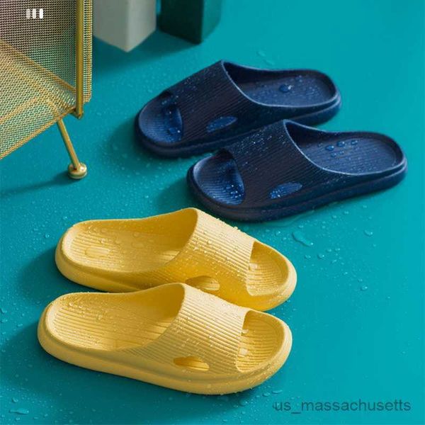 slipper fashion home slippers for men slip on l indoor floor flat shoes women summer non-slip family bathroom sandals r230816, Black;grey
slipper fashion home slippers for men slip on l indoor floor flat shoes women summer non-slip family bathroom sandals r230816, Black;grey