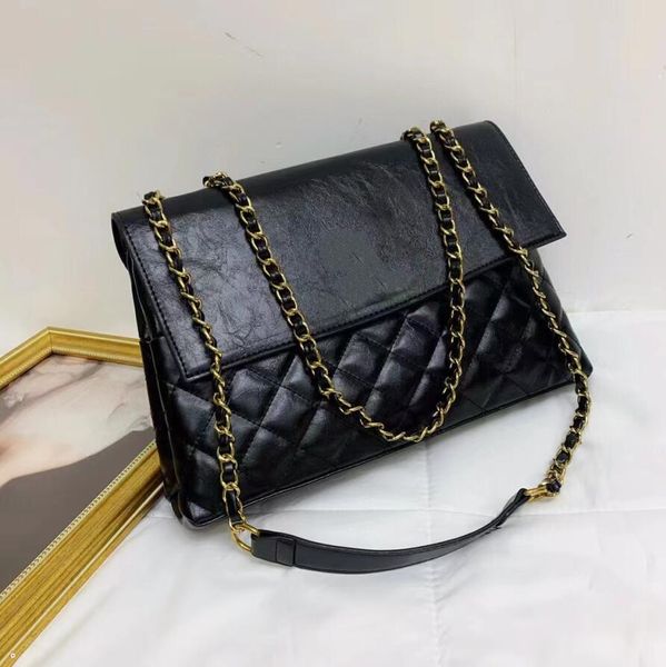 sheepskin chain shoulder bag for women 2023 new genuine leather lingge one shoulder crossbody bag fashion versatile large capacity handbag 3
sheepskin chain shoulder bag for women 2023 new genuine leather lingge one shoulder crossbody bag fashion versatile large capacity handbag 3