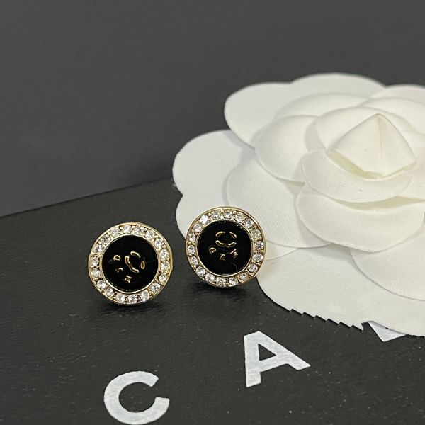 new designer earrings charming black letter logo stud 18k gold crystal earrings 2023 birthday travel jewelry elegant women's small size, Golden;silver
new designer earrings charming black letter logo stud 18k gold crystal earrings 2023 birthday travel jewelry elegant women's small size, Golden;silver