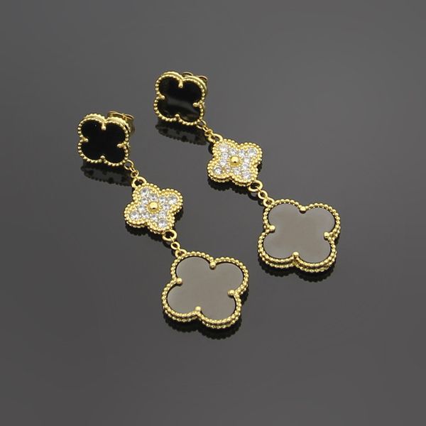 black color women luxury brand studs 3 flowers pendants brass engagement couple women designer earrings wholesale, Golden;silver
black color women luxury brand studs 3 flowers pendants brass engagement couple women designer earrings wholesale, Golden;silver