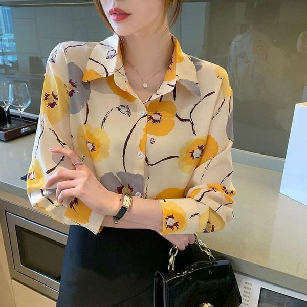 flowery chiffon shirt for women autumn style retract printed long sleeved belly top, White
flowery chiffon shirt for women autumn style retract printed long sleeved belly top, White