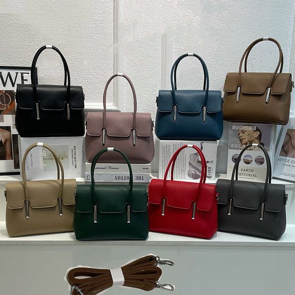 winter design fashion crossbody trend new texture women's bag versatile handbag for shoulder bags
winter design fashion crossbody trend new texture women's bag versatile handbag for shoulder bags