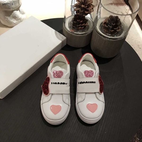 new designer kids shoe child sneakers shiny sequin heart pattern decoration baby casual shoes size 26-35 new listing box packaging july16, Black;red
new designer kids shoe child sneakers shiny sequin heart pattern decoration baby casual shoes size 26-35 new listing box packaging july16, Black;red