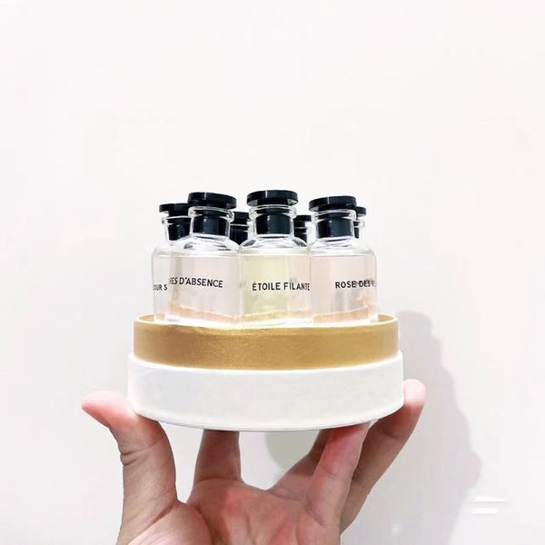 les perfume set 10ml 7pcs rose/ etoile filante/ cceur battant/ attrape-reves/ matiere noire/ le jour se leve/ heures d'absence with box
les perfume set 10ml 7pcs rose/ etoile filante/ cceur battant/ attrape-reves/ matiere noire/ le jour se leve/ heures d'absence with box
