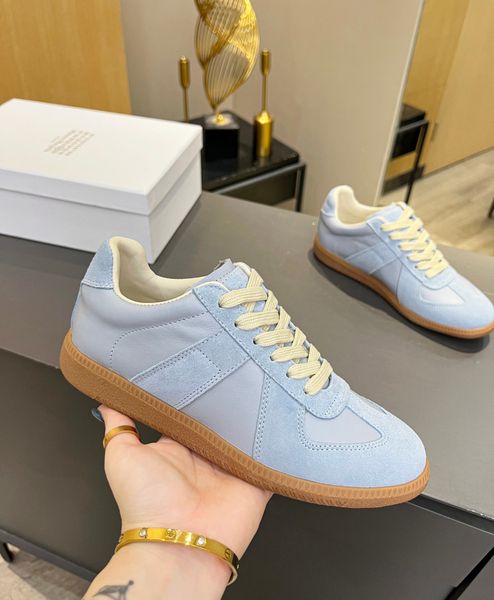 2023 mm6 margiela gazelle designer mens women canvas shoes german training shoes paris running sports trainers, Black
2023 mm6 margiela gazelle designer mens women canvas shoes german training shoes paris running sports trainers, Black