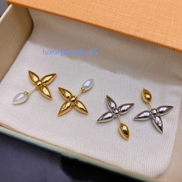 2022 fashion luxury designer jewelry stud women earring letter earrings copper gold plated elegant wing charm earrings new style with box, Golden;silver
2022 fashion luxury designer jewelry stud women earring letter earrings copper gold plated elegant wing charm earrings new style with box, Golden;silver