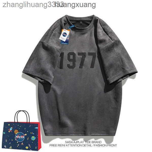 galleries deerskin velvet short sleeved t-shirt t shirts for men men's summer trendy american half sleeved t-shirt with loose quarter s, White;black
galleries deerskin velvet short sleeved t-shirt t shirts for men men's summer trendy american half sleeved t-shirt with loose quarter s, White;black