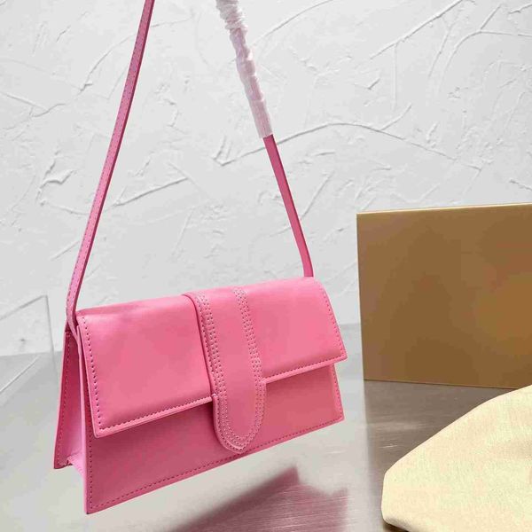 luxurys designers bags women solid letter handbag fashion leather shoulder bag large capacity square underarm handbags high grade lady purse
luxurys designers bags women solid letter handbag fashion leather shoulder bag large capacity square underarm handbags high grade lady purse