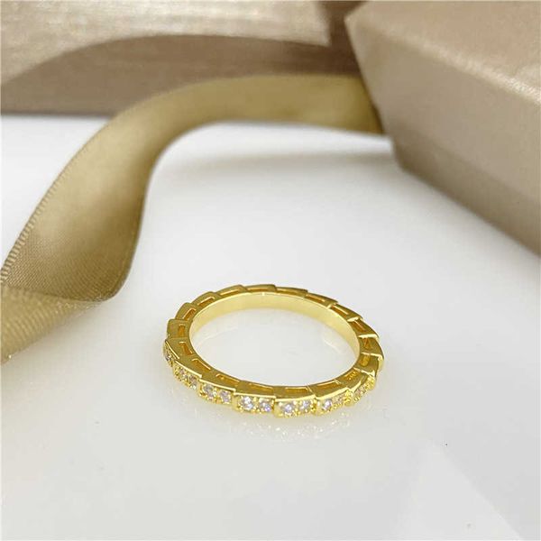 

Fashion Bvlgr jewelry brand designer women's accessories Full Diamond Snake Bone Ring 18k Rose Gold Elastic Shaped Index Finger Open light luxury