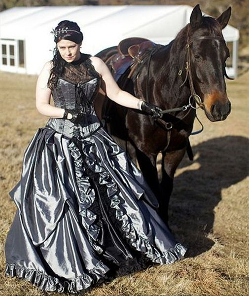 silver grey victorian gothic prom dresses ruffles ruched skirt lace stain bustle corset halloween costume evening gown plus size, Black;red
silver grey victorian gothic prom dresses ruffles ruched skirt lace stain bustle corset halloween costume evening gown plus size, Black;red