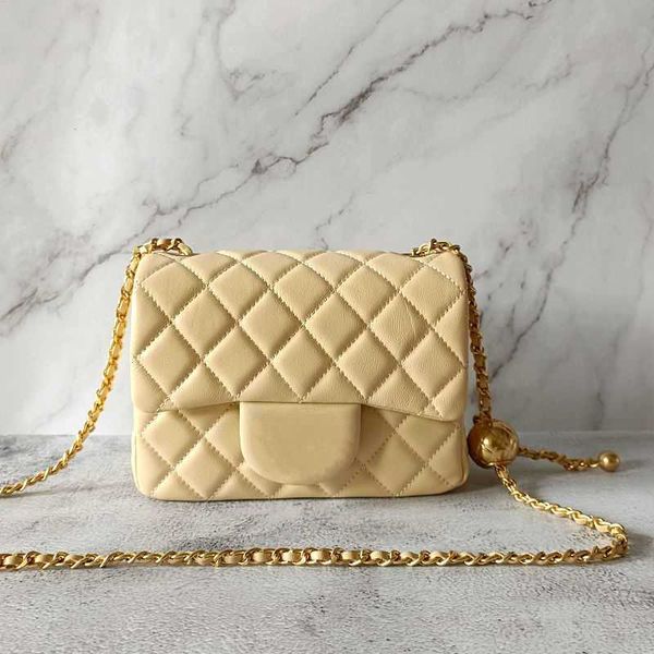 high beauty mini golden ball bag women's crossbody small body bag diamond grid chain square fat man fashion wear 23bags
high beauty mini golden ball bag women's crossbody small body bag diamond grid chain square fat man fashion wear 23bags