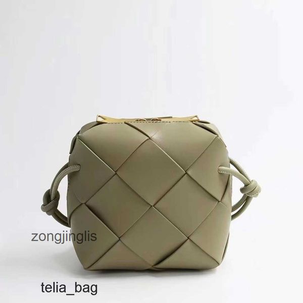 box cassettes purse bag venetaas 2023 camera woven box designer bags bottegaas leather crossbody green small square u zgzu
box cassettes purse bag venetaas 2023 camera woven box designer bags bottegaas leather crossbody green small square u zgzu