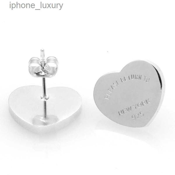 luxury womens heart love stud earrings for women classic style women lover studs titanium steel earings printed wedding party gifts, Golden;silver
luxury womens heart love stud earrings for women classic style women lover studs titanium steel earings printed wedding party gifts, Golden;silver