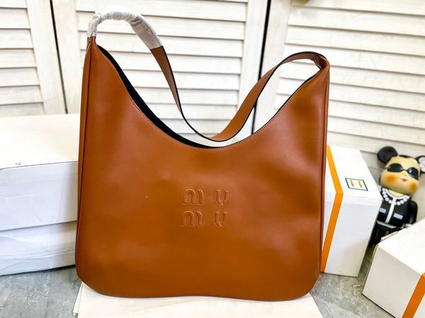 miui classic hobo luxury designer tote bag large capacity handbag retro style shoulder bag backpack wallet womens casual shoulder bag cross
miui classic hobo luxury designer tote bag large capacity handbag retro style shoulder bag backpack wallet womens casual shoulder bag cross