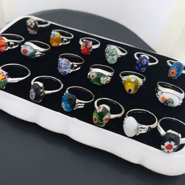 50/100 pieces of new jewelry, women's exaggerated colors, alloy stones, retro style, colored stone rings, mixed and simple women's, Silver
50/100 pieces of new jewelry, women's exaggerated colors, alloy stones, retro style, colored stone rings, mixed and simple women's, Silver