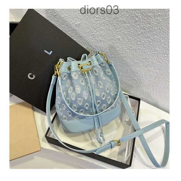 designer channel cc bag handbags beach crossbody the tote shoulder bag luxurys fashion brands man woman nylon leather messenger makeup sky b 
designer channel cc bag handbags beach crossbody the tote shoulder bag luxurys fashion brands man woman nylon leather messenger makeup sky b