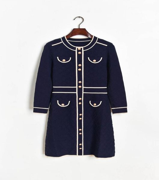 1010 2020 brand same style dress short sleeve crew neck womens clothes flora print kint dress above knee luxury fashion dress dl7242719, Black
1010 2020 brand same style dress short sleeve crew neck womens clothes flora print kint dress above knee luxury fashion dress dl7242719, Black