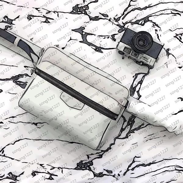 30new men's handbags to the store 241 postman bags attractive accessories spring fashion show functional and practical one-s280v
30new men's handbags to the store 241 postman bags attractive accessories spring fashion show functional and practical one-s280v