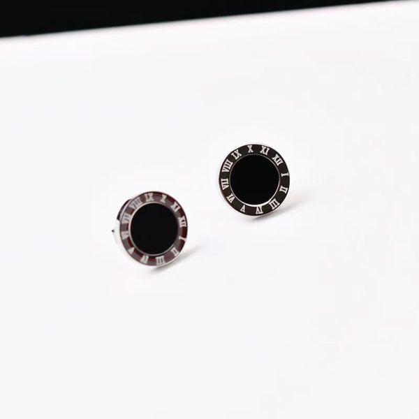 gold color women fashion jewelry designer stud titanium steel drop black oil love luxury earring for lady party gifts, Silver
gold color women fashion jewelry designer stud titanium steel drop black oil love luxury earring for lady party gifts, Silver