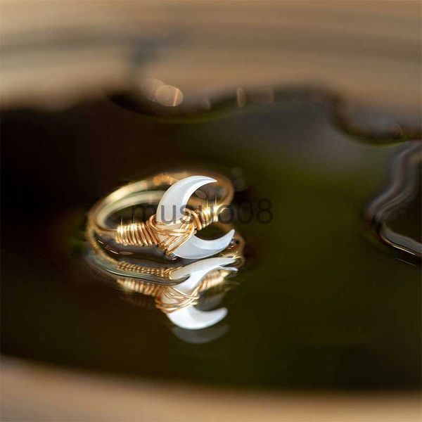 band rings european and american exquisite fashion beimu crescent ring simple and luxury temperament women ring party jewelry gift j230817, Silver
band rings european and american exquisite fashion beimu crescent ring simple and luxury temperament women ring party jewelry gift j230817, Silver