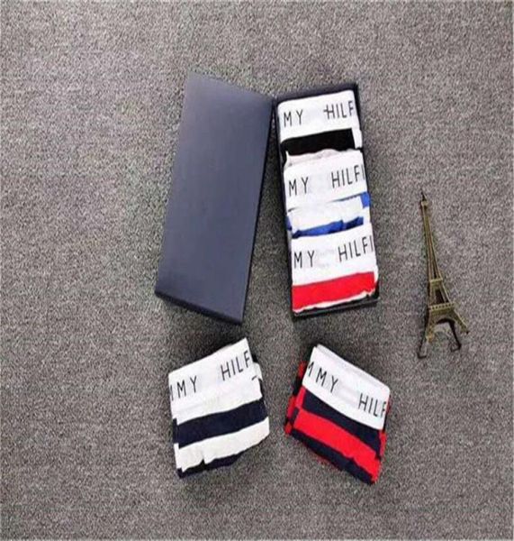2022 men designer boxers brands underpants classic mens boxer casual shorts underwear breathable cotton underwears 3pcs with 1055648, Black;white
2022 men designer boxers brands underpants classic mens boxer casual shorts underwear breathable cotton underwears 3pcs with 1055648, Black;white