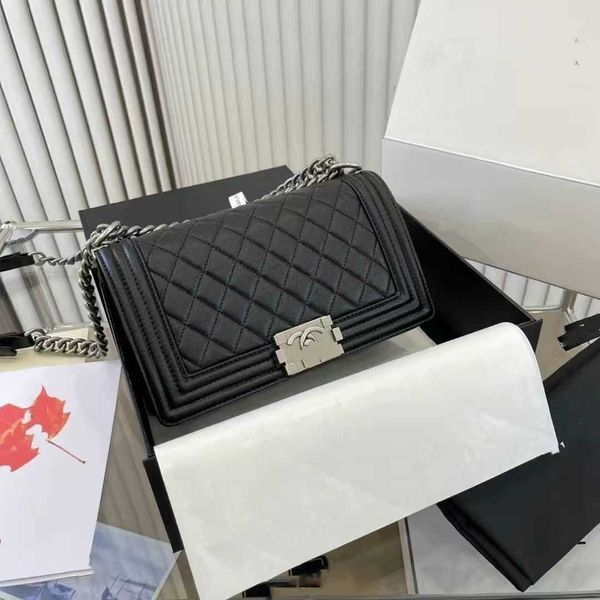 classic spicy mom bag chain bar women's bag lingge cool sa temperament coexists clean and clean advanced casual formal all okay 23bags
classic spicy mom bag chain bar women's bag lingge cool sa temperament coexists clean and clean advanced casual formal all okay 23bags