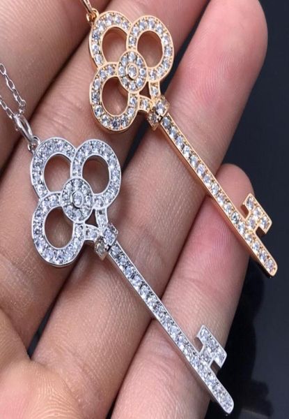 europe america fashion lady women brass engraved t letter 18k gold chain necklace with pave diamond crown key pendant5652114, Silver
europe america fashion lady women brass engraved t letter 18k gold chain necklace with pave diamond crown key pendant5652114, Silver
