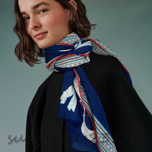 "illustration catalogue long scarf" blue series patterned cashmere long scarf, designer scarf, autumn and winter fashion item luxu, Blue;gray
"illustration catalogue long scarf" blue series patterned cashmere long scarf, designer scarf, autumn and winter fashion item luxu, Blue;gray