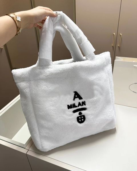 new fashion designer p fluffy shopping bag casual all-in-one fluffy oversized shoulder bag commuter personality tote
new fashion designer p fluffy shopping bag casual all-in-one fluffy oversized shoulder bag commuter personality tote
