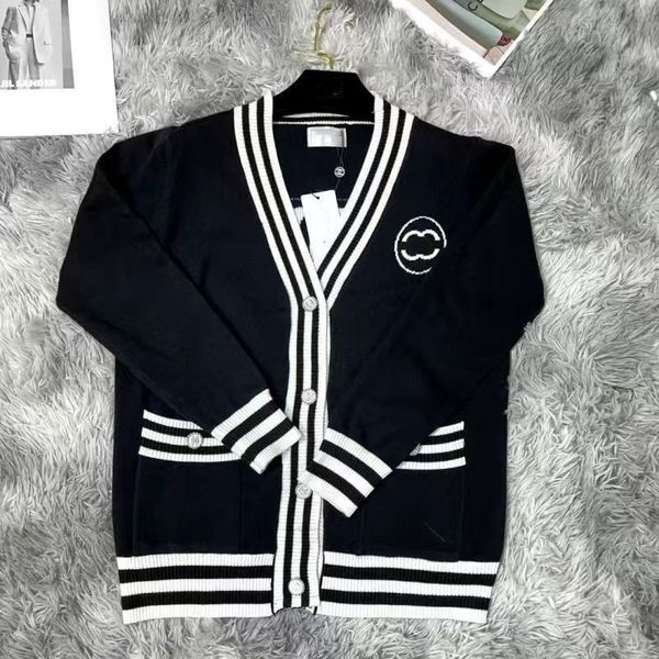 designer women's sweater v-neck luxury cardigan cardigan button high-end comfort plus size, White;black
designer women's sweater v-neck luxury cardigan cardigan button high-end comfort plus size, White;black