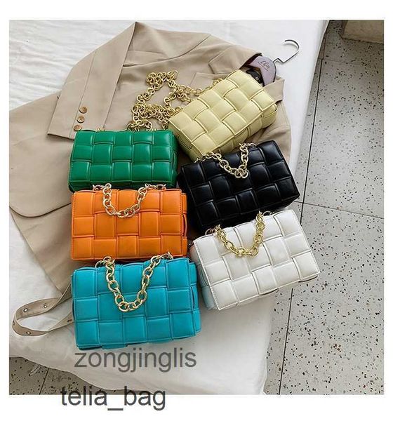 bottegaas designer womven small classic hand lady's bag messenger shoulder woven leather bags 2023b chain pillow cross square single to
bottegaas designer womven small classic hand lady's bag messenger shoulder woven leather bags 2023b chain pillow cross square single to