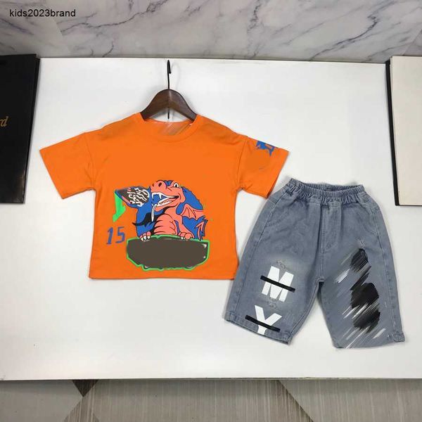 designer baby clothes kids tracksuits summer suit size 90-150 cm 2pcs cartoon printed t-shirt and letter printed denim shorts june27, White
designer baby clothes kids tracksuits summer suit size 90-150 cm 2pcs cartoon printed t-shirt and letter printed denim shorts june27, White